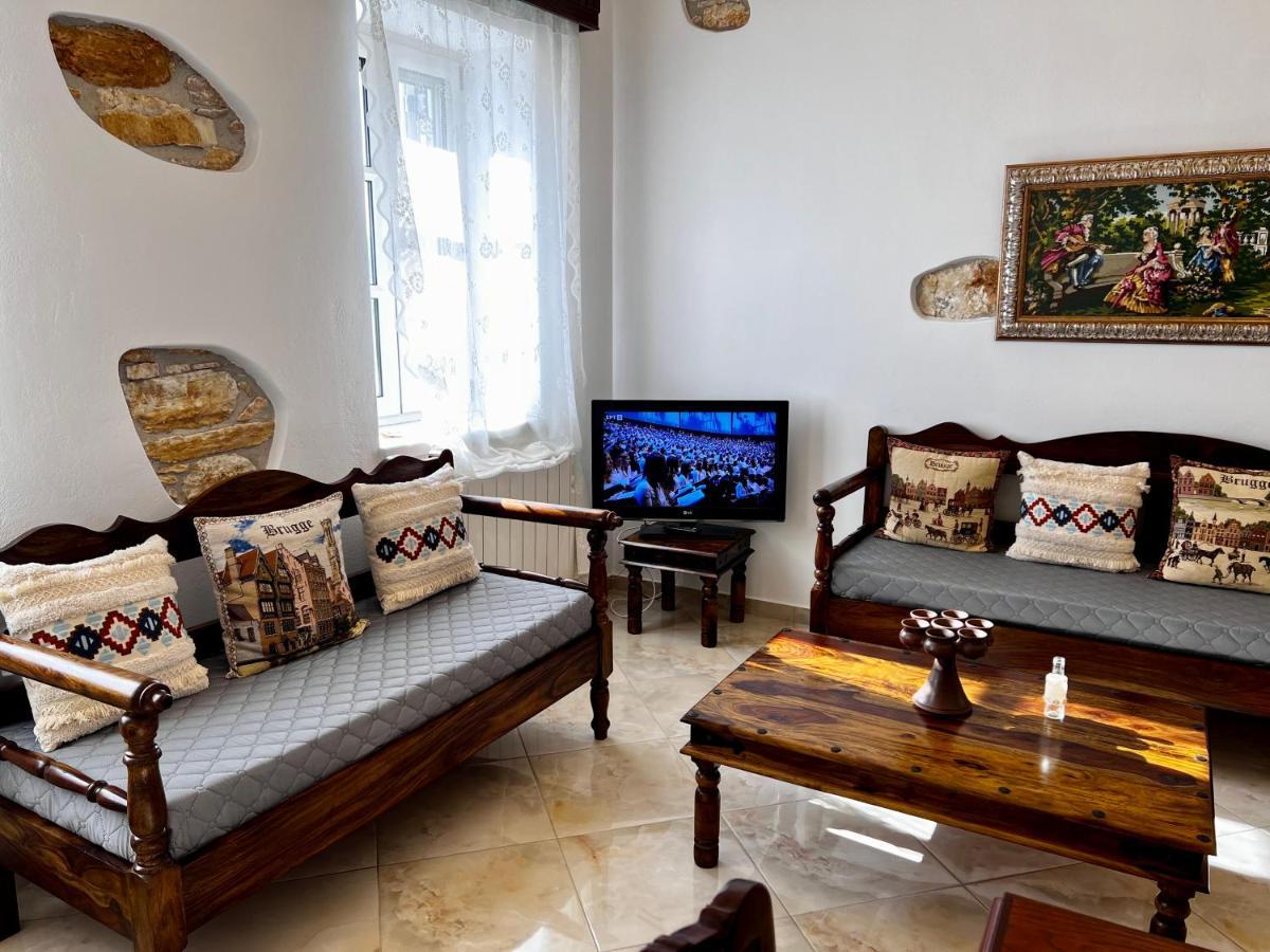Petra Home Heritage And Hospitality Apérathos Exterior foto